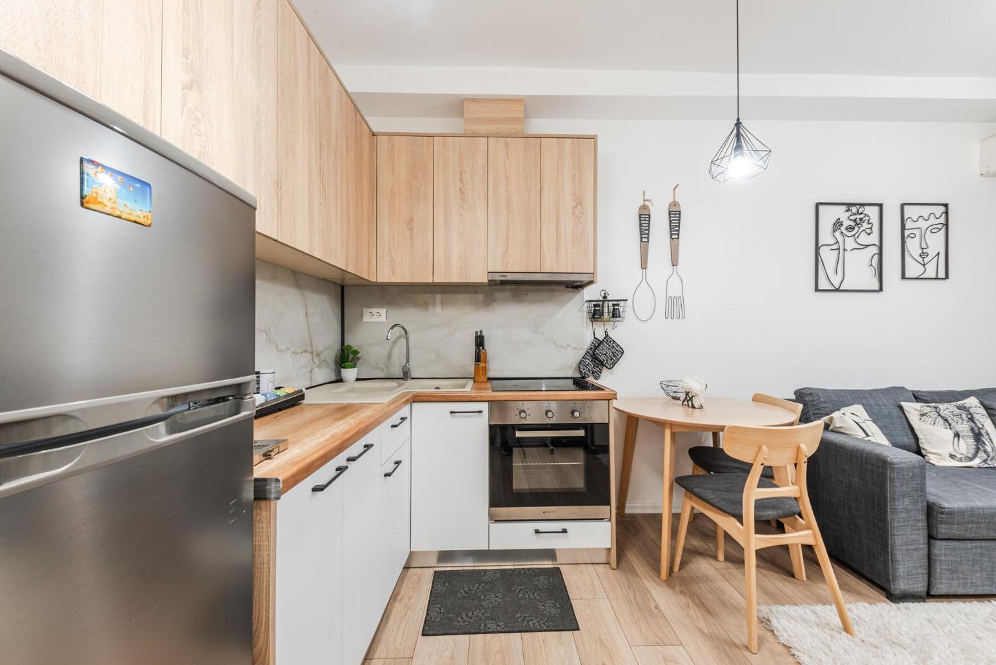 Noir Apartment By Kondo Stays Tirana Eksteriør billede